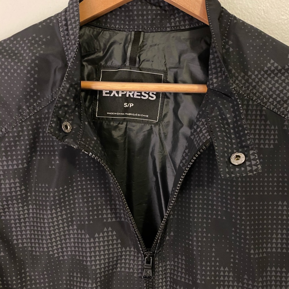 Express lightweight jacket